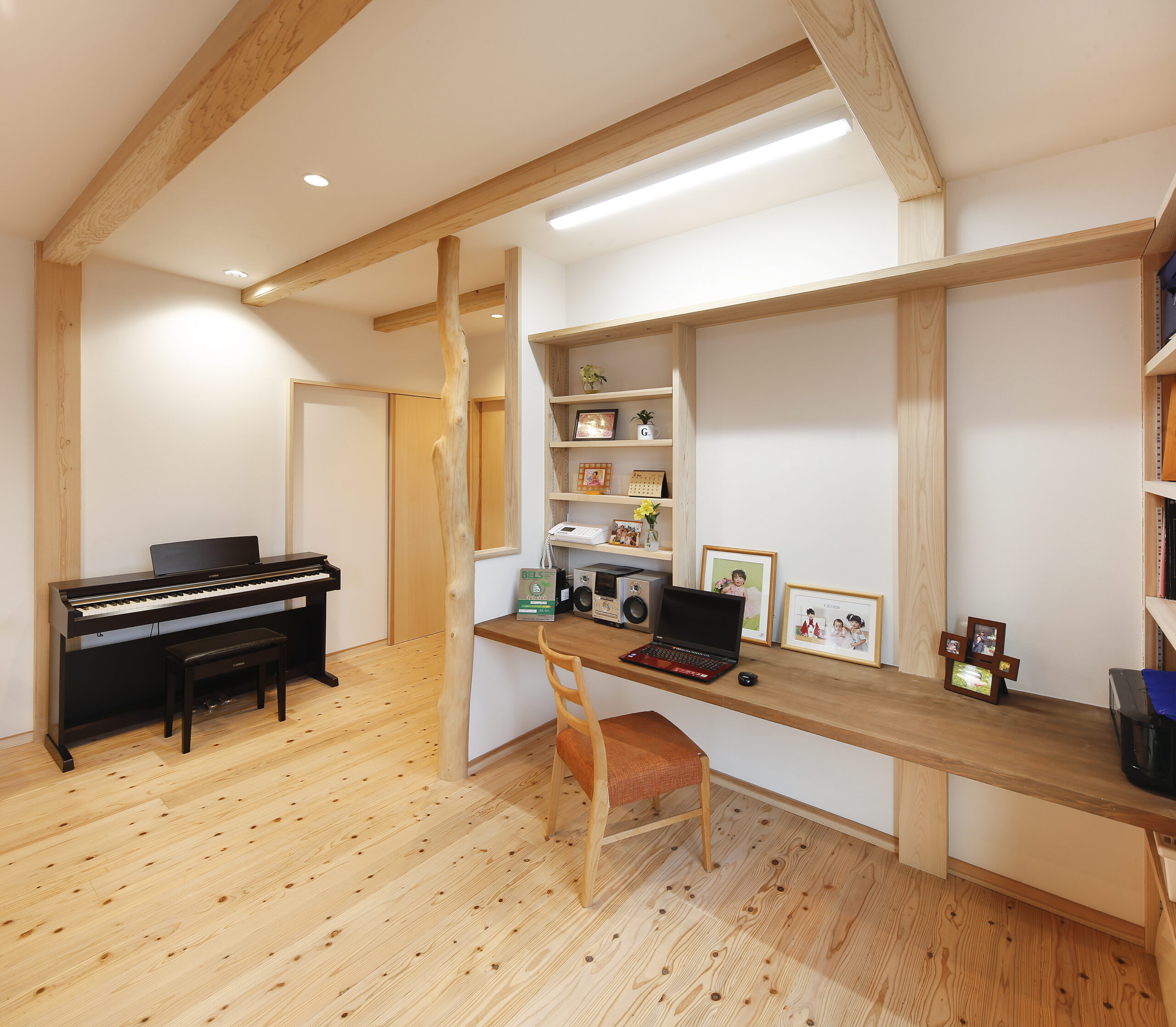 デスクスペース