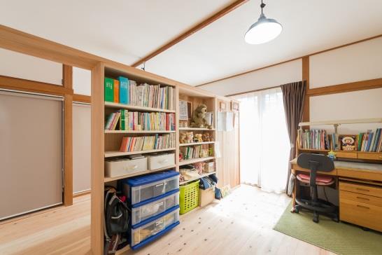 和室をつなげて洋室にした子供部屋